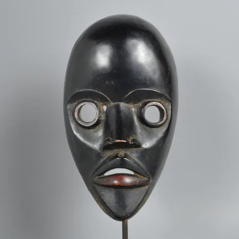 Dan Mask